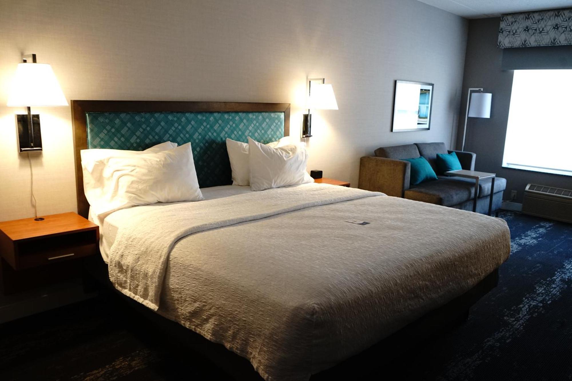 Hampton At Tin Lizzie Gaming Hotel
